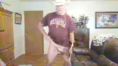 Snapshot of cowboy_hardware chatting on January 6, 4:11 pm Cowboy Hardware online show from January 6, 4:11 pm