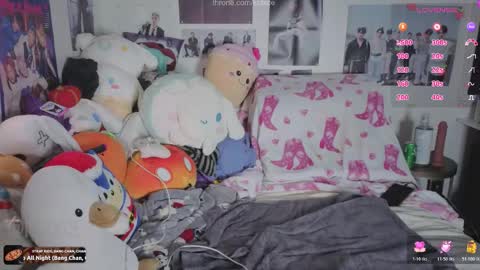 Snapshot of cowjuggie chatting on December 2, 1:00 am Katxce online show from December 2, 1:00 am