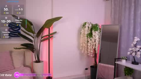 Snapshot of cozy_dream chatting on June 4, 4:18 am Cute Naomi online show from June 4, 4:18 am