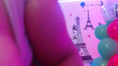 Snapshot of cozy_kitty chatting on March 27, 8:26 am cozy_kitty online show from March 27, 8:26 am