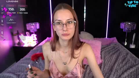 cozymell online show from December 16, 1:43 pm