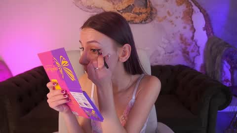 cozymell online show from February 7, 7:07 am