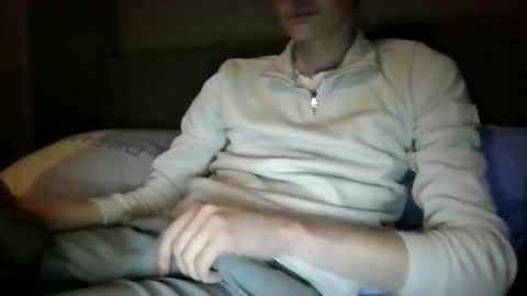 Snapshot of crackiee13 chatting on March 29, 5:57 pm KellyFemboy online show from March 29, 5:57 pm