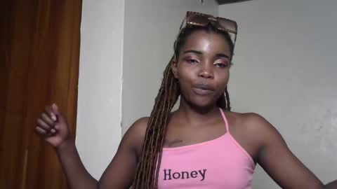 Snapshot of craizybitch chatting on February 1, 8:37 pm craizybitch online show from February 1, 8:37 pm