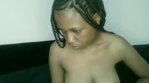 Snapshot of crammy_freaky chatting on February 17, 4:20 am crammy_freaky online show from February 17, 4:20 am