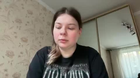 Elise online show from September 26, 12:53 pm