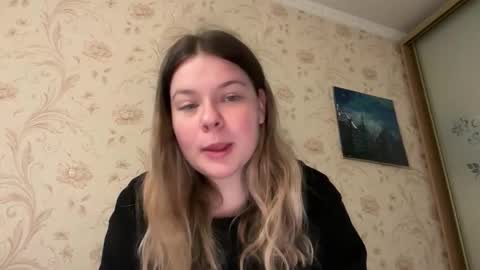 Elise online show from October 16, 2:07 pm