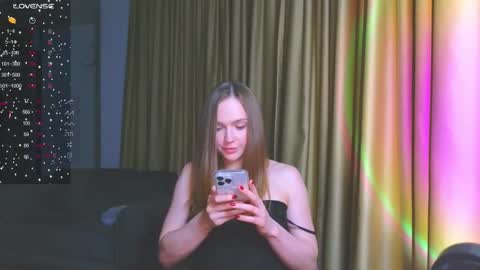 Snapshot of cravelucy chatting on March 24, 3:39 pm lucy online show from March 24, 3:39 pm