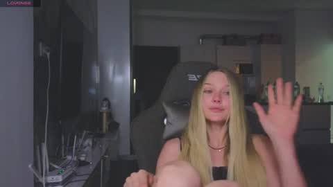 lucy online show from July 29, 4:27 pm
