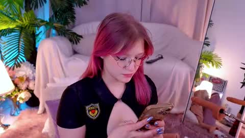 Sonya online show from March 1, 6:54 pm