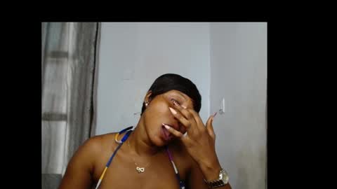 Snapshot of crazy_badgirl2 chatting on March 14, 12:10 pm Crazy badgirl2 online show from March 14, 12:10 pm