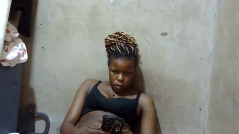 Snapshot of crazy_ebony256 chatting on July 6, 6:54 am crazy_ebony256 online show from July 6, 6:54 am