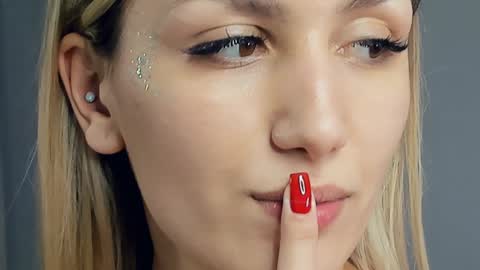 Emma online show from February 1, 5:28 am