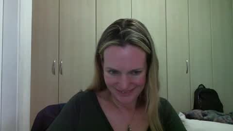 Anny online show from December 17, 9:38 pm