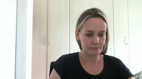 Anny online show from December 24, 1:28 pm