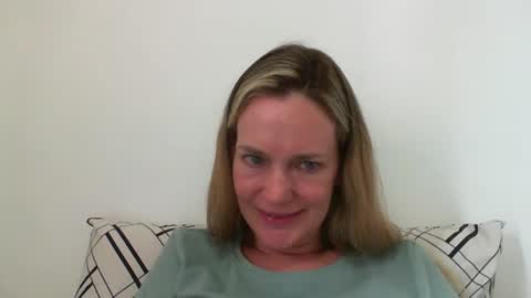 Anny online show from December 29, 6:05 pm