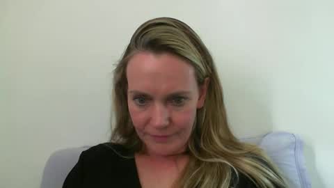 Anny online show from January 13, 5:55 pm