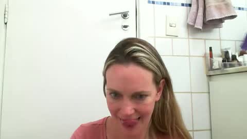Anny online show from January 23, 6:35 pm