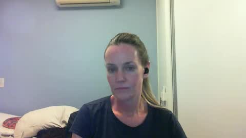 Anny online show from October 6, 11:02 pm