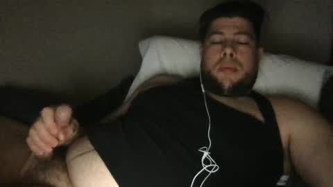 Snapshot of crazybigdick710 chatting on October 3, 5:04 am crazybigdick710 online show from October 3, 5:04 am