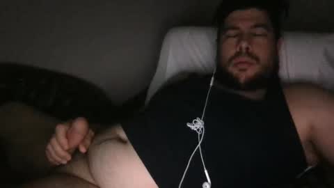 Snapshot of crazybigdick710 chatting on December 18, 6:19 am crazybigdick710 online show from December 18, 6:19 am