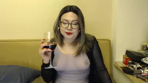 Snapshot of crazychika chatting on February 25, 5:25 pm Kelly online show from February 25, 5:25 pm