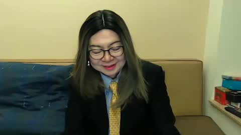 Kelly   online show from March 13, 6:47 pm