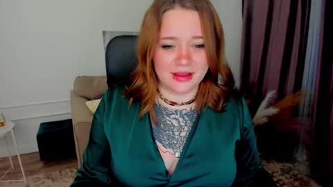crazydaisiy online show from February 2, 4:37 am
