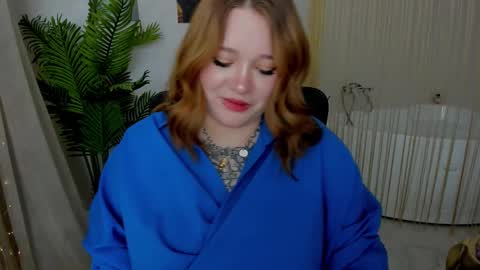 crazydaisiy online show from February 4, 8:38 pm