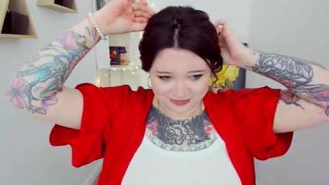 crazydaisiy online show from February 18, 10:27 am
