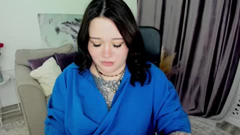 crazydaisiy online show from March 8, 12:44 am