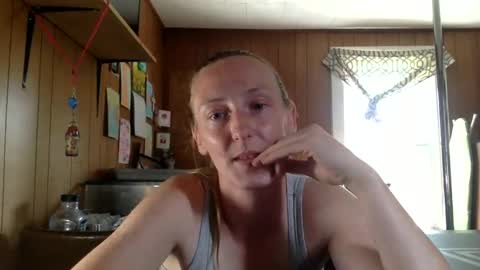 crazyfroglady online show from September 24, 7:28 pm