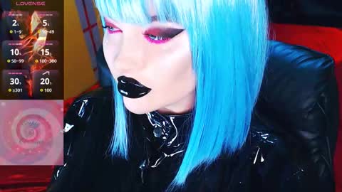 Roxy online show from March 28, 3:00 pm