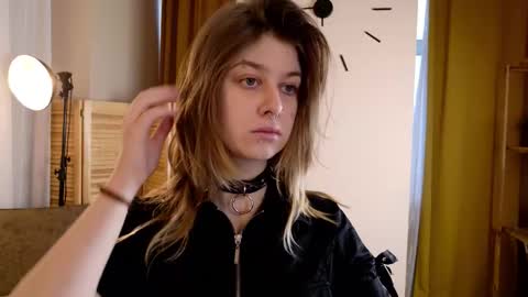 Alice online show from January 17, 1:16 pm