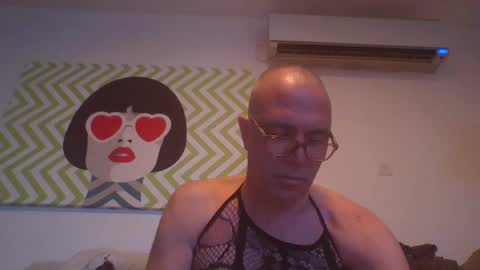 Snapshot of crazystrapon chatting on February 11, 2:02 pm crazystrapon online show from February 11, 2:02 pm