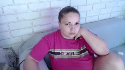 Crazyy Girl  online show from February 17, 5:52 pm