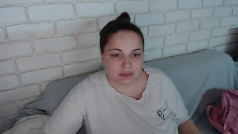 Crazyy Girl  online show from May 24, 5:29 pm