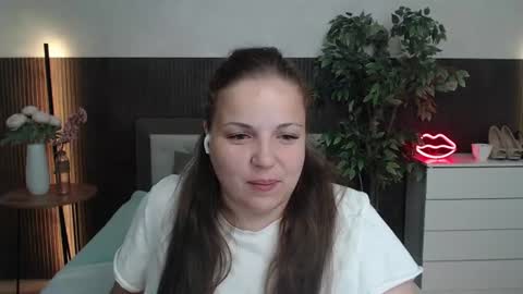 Crazyy Girl  online show from July 15, 2:22 pm