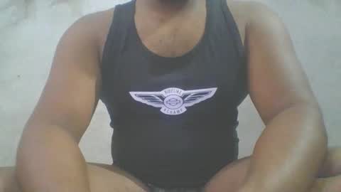 crazzy_booy online show from May 2, 2:49 am
