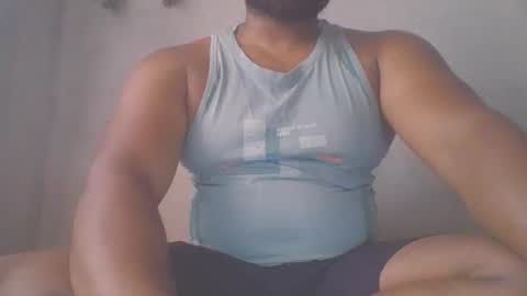 crazzy_booy online show from May 16, 6:43 am