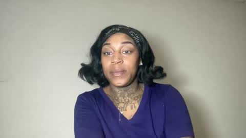 Snapshot of creame_sensation chatting on April 18, 6:39 am PHANTOMTARGARYENXXX online show from April 18, 6:39 am