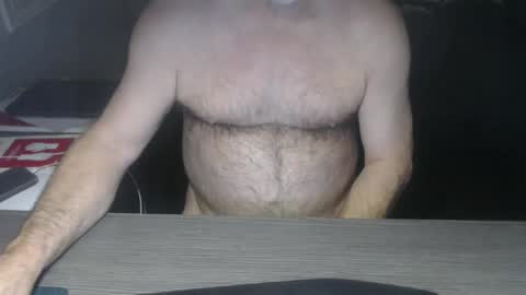 Creamormilk online show from November 29, 8:50 am