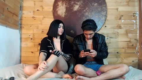 Snapshot of creampie_couple1 chatting on January 29, 6:54 am CAMILA Y SEBASTIAN online show from January 29, 6:54 am