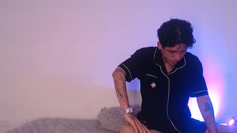 Snapshot of creampie_couple1 chatting on September 29, 1:00 am CAMILA Y SEBASTIAN online show from September 29, 1:00 am