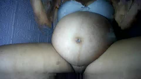 Snapshot of creamy_cunt4uxx chatting on May 5, 4:26 pm my pussy always wet online show from May 5, 4:26 pm
