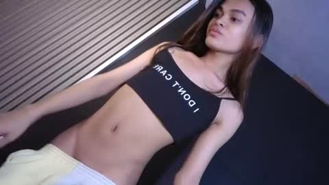 Delilah online show from June 23, 8:56 am