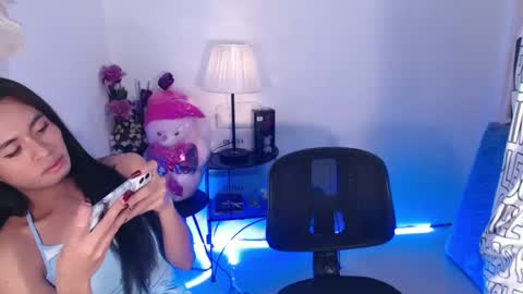 creamy_drake online show from December 20, 1:54 pm