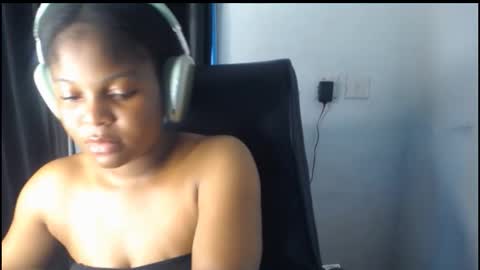 Lady jasmine online show from October 1, 8:20 am