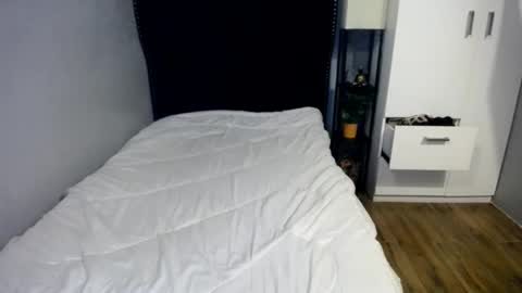 Joana  online show from November 4, 1:27 am