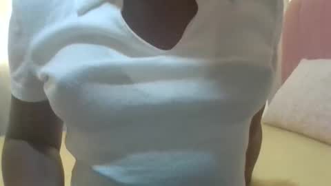 creamychocolate47 online show from October 13, 1:44 pm